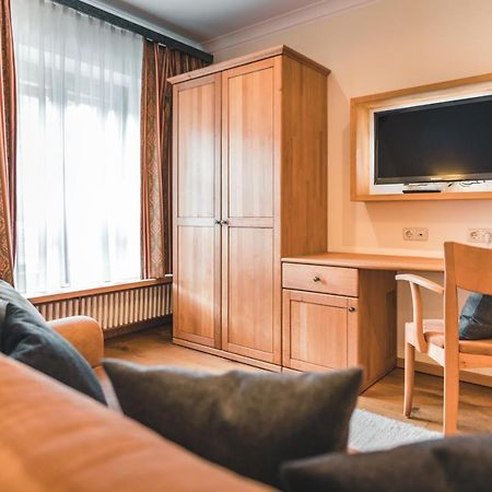 Das Salvator Iris Porsche Landhotel Friesach  Exteriér fotografie