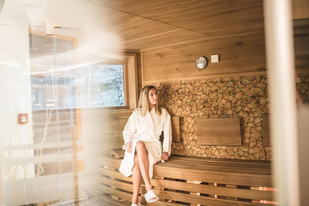 Das Salvator Iris Porsche Landhotel Friesach  Exteriér fotografie