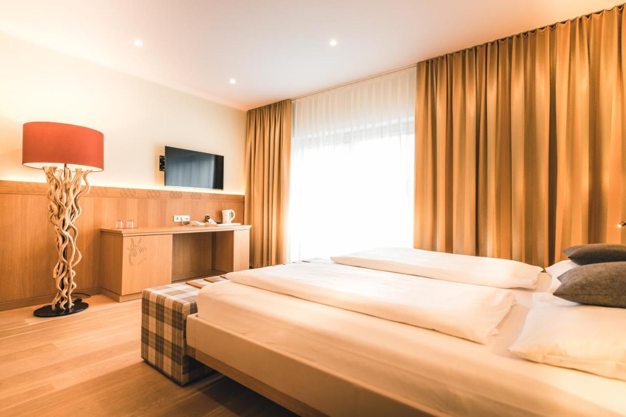 Das Salvator Iris Porsche Landhotel Friesach  Exteriér fotografie