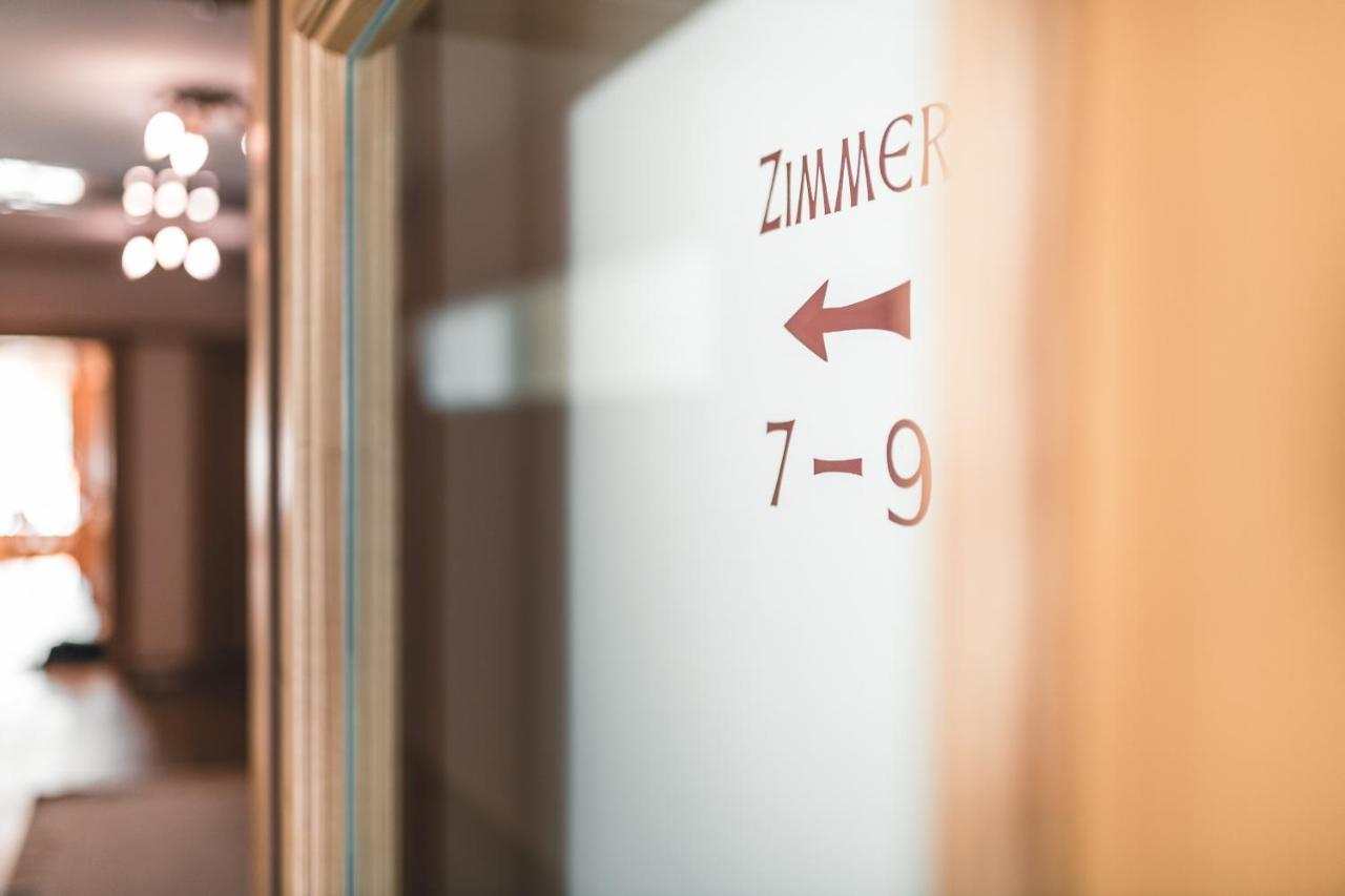 Das Salvator Iris Porsche Landhotel Friesach  Exteriér fotografie